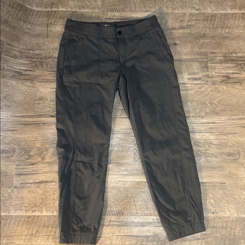 Athleta Green Jogger Pants Relaxed Fit Elastic Waistband - Size 12
